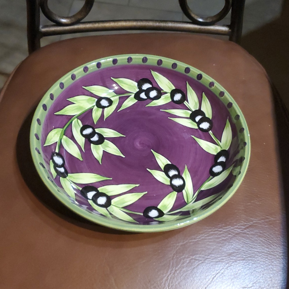 Gates Ware by Laurie Gates 9 5/8" Salad Pasta Plate Olives Leaves Green Purple